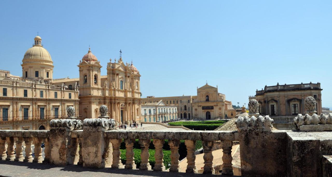 Villa Casa Vacanze La Collinetta Lavanda Noto Exterior foto